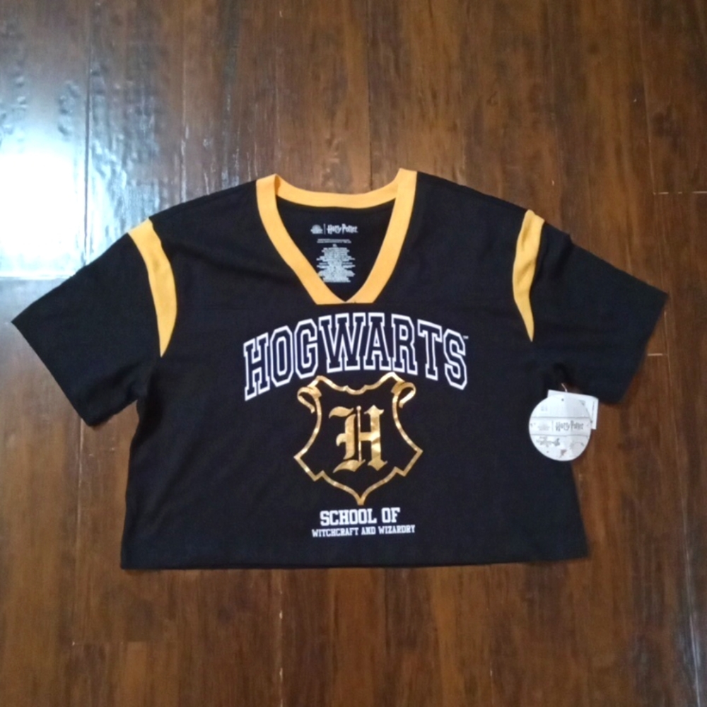 NWT Wizarding World Harry Potter Short Sleeve Black Crop Top Size XL